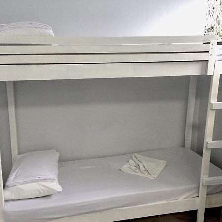 Ziet Hotel Mambajao Chambre photo